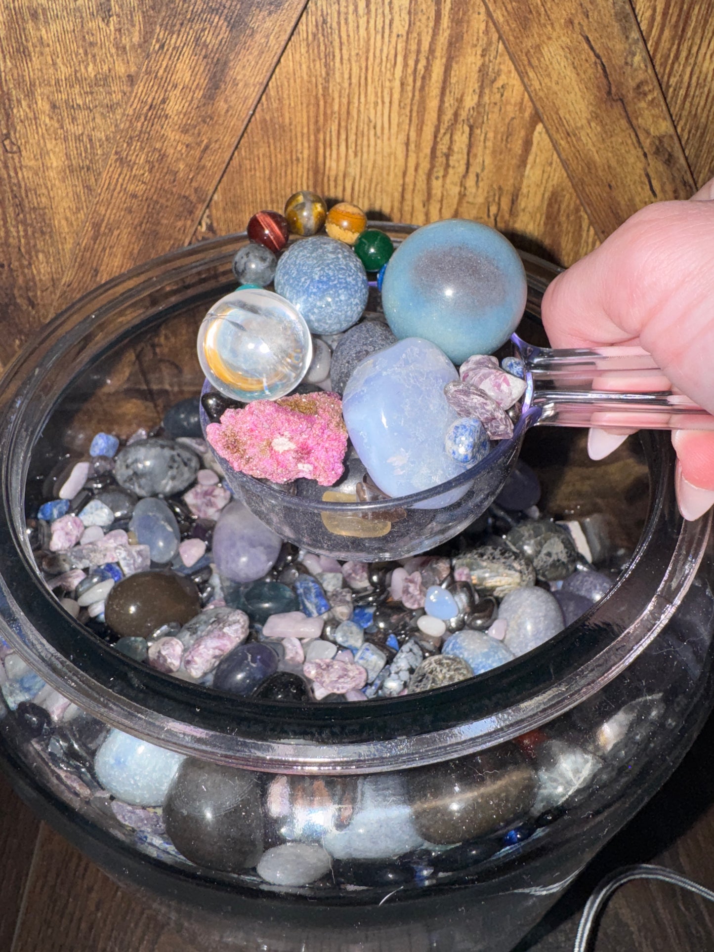 Galaxy Crystal Confetti Scoop image 0