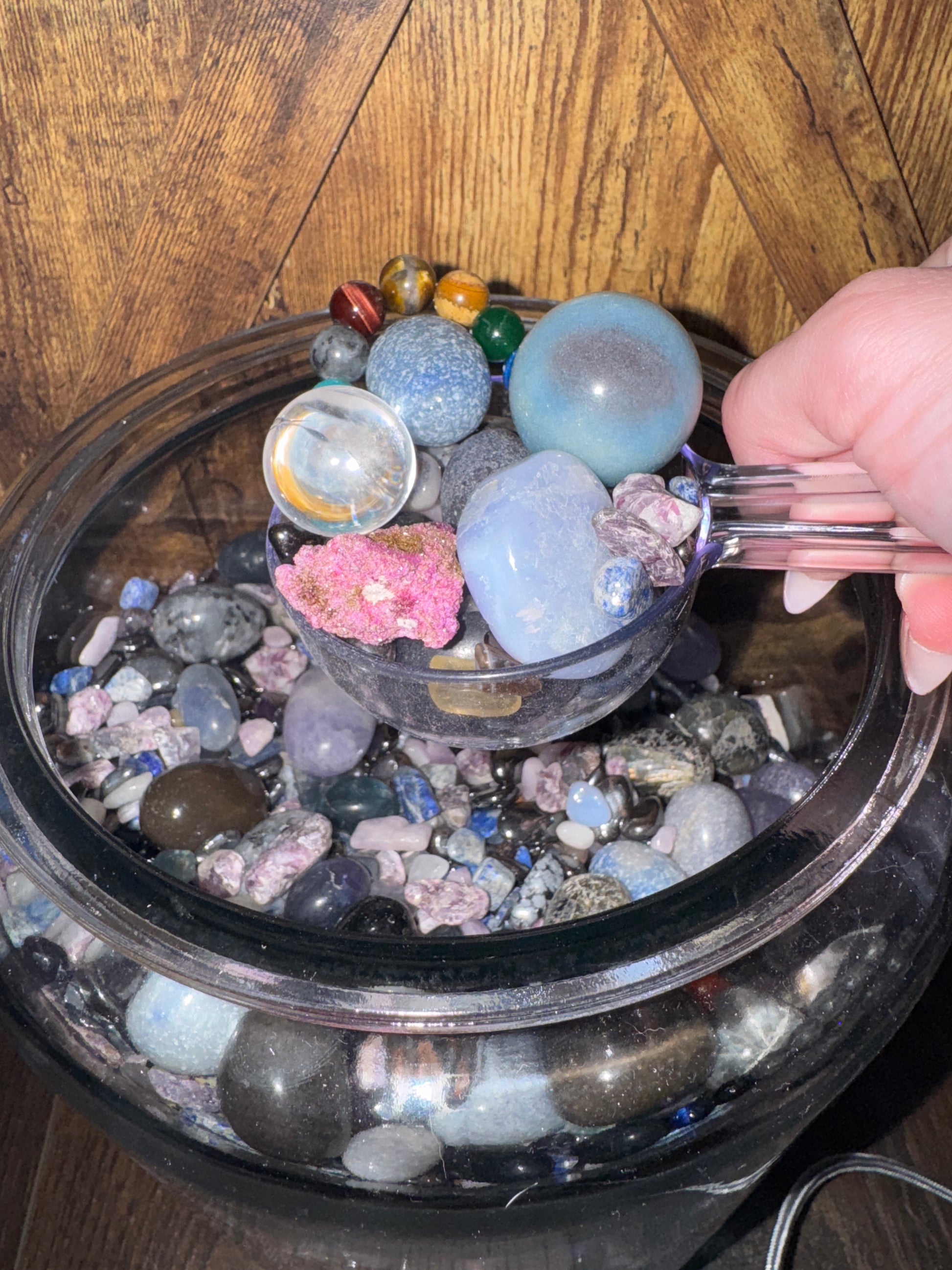 Galaxy Crystal Confetti Scoop image 0