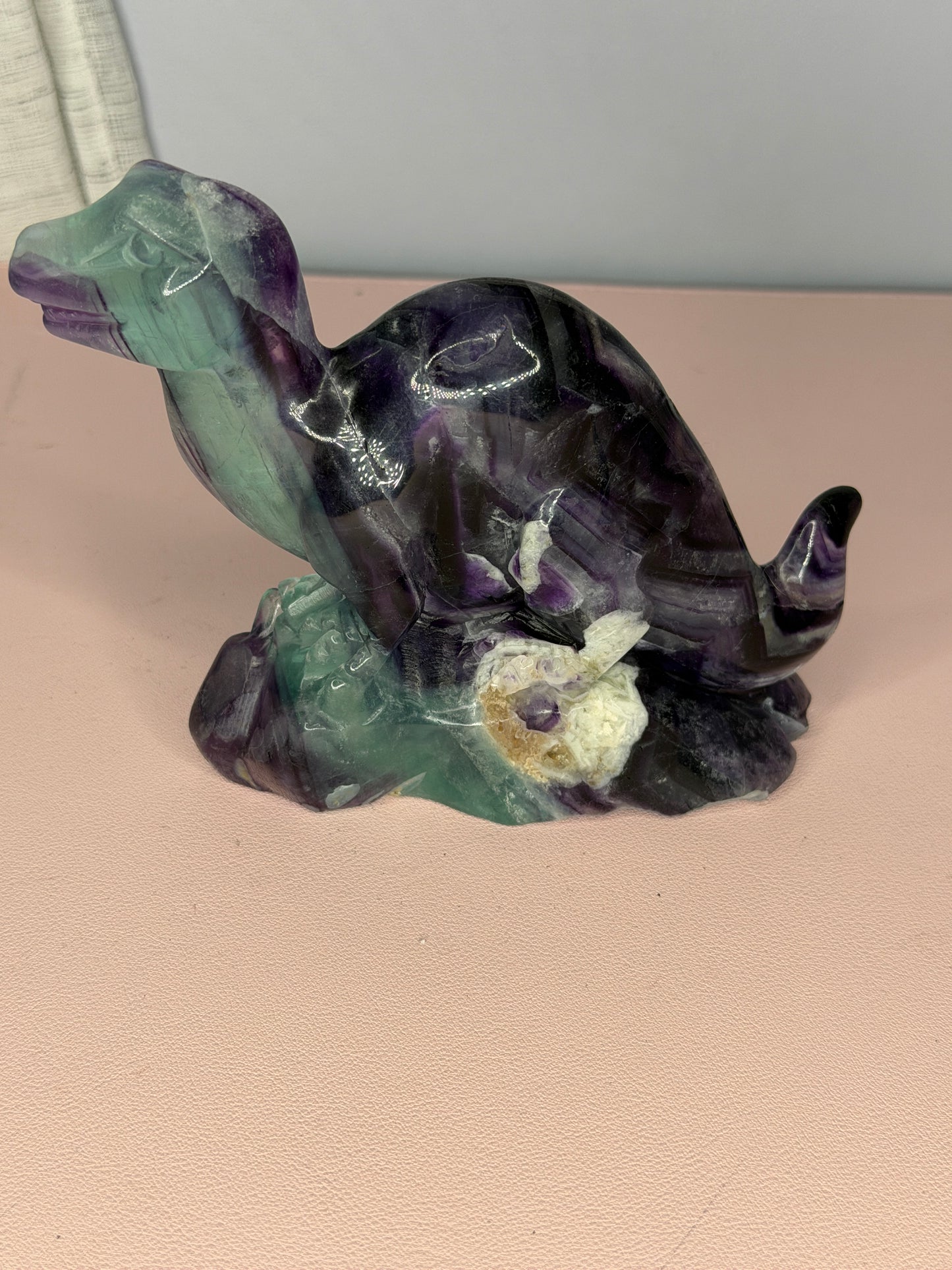 Fluorite Dinosaur (UV Reactive)