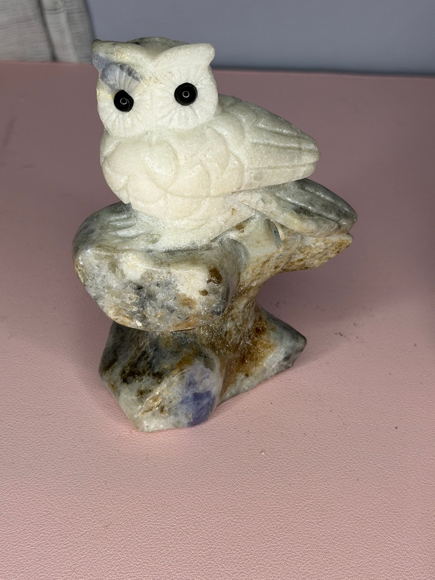 Hackmanite Owl (UV Reactive)