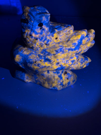 Hackmanite Owl (UV Reactive)