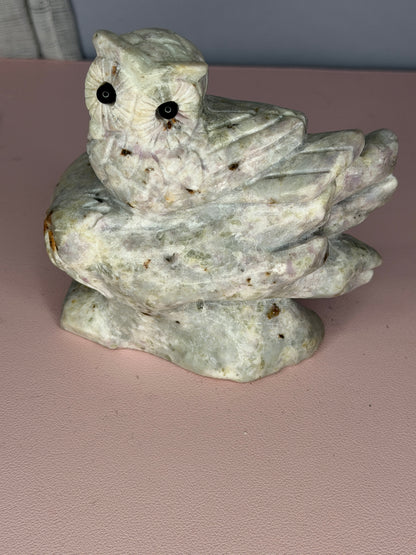 Hackmanite Owl (UV Reactive)