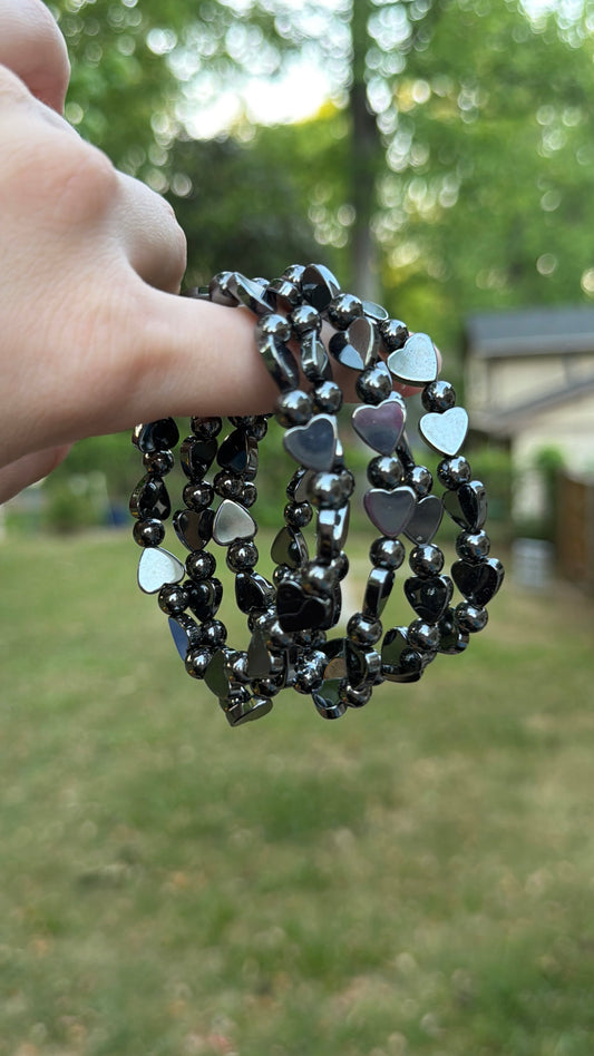 Bracelet - Hematite Hearts