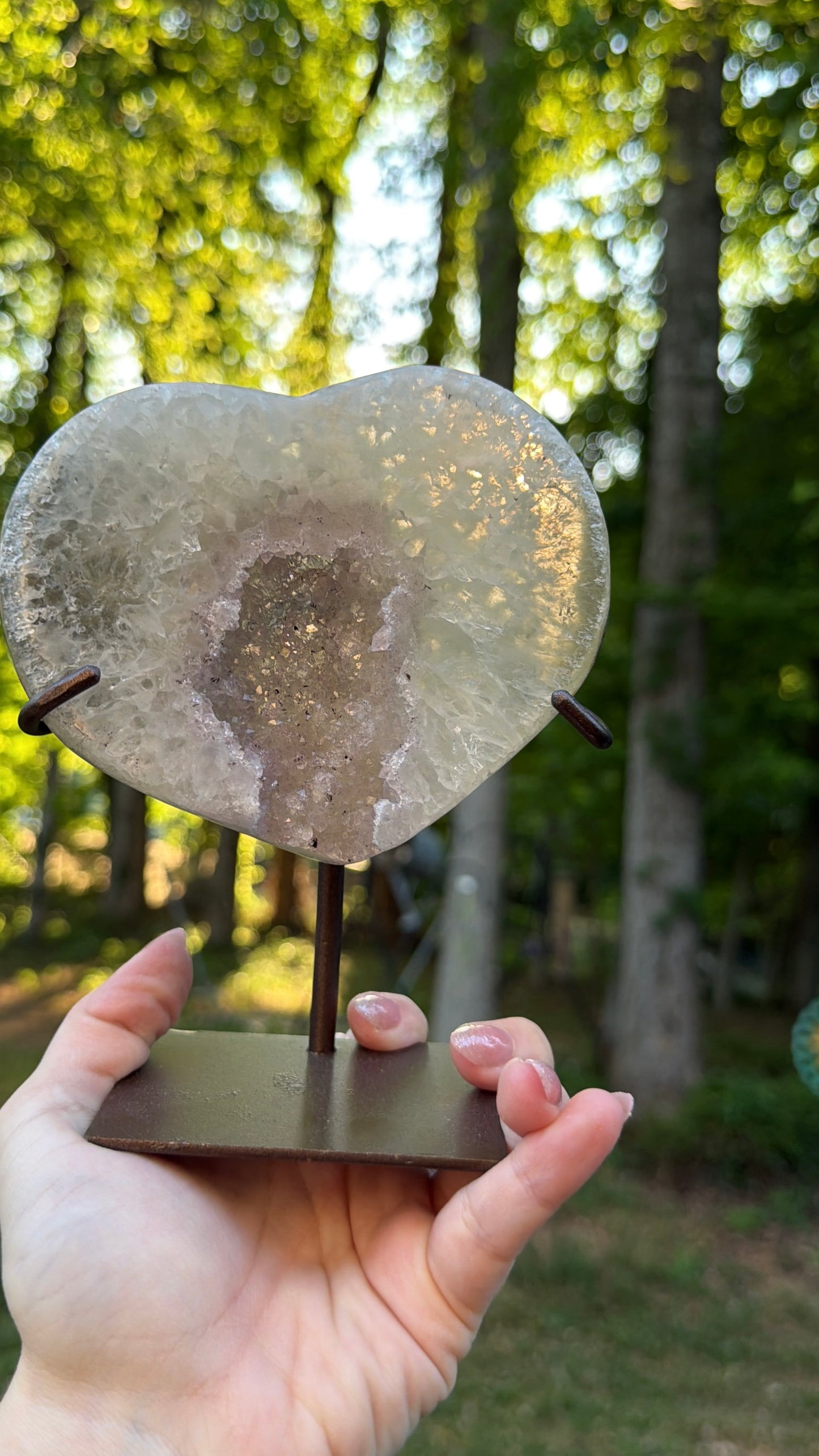 Amethyst Quartz Heart Statement